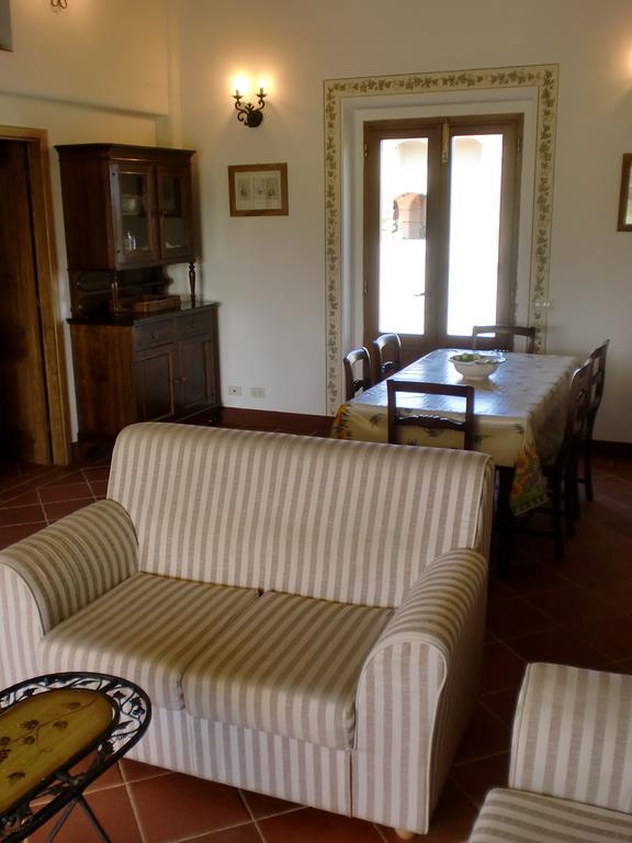 Agriturismo Fattoria Di Corsano 科尔萨诺 客房 照片