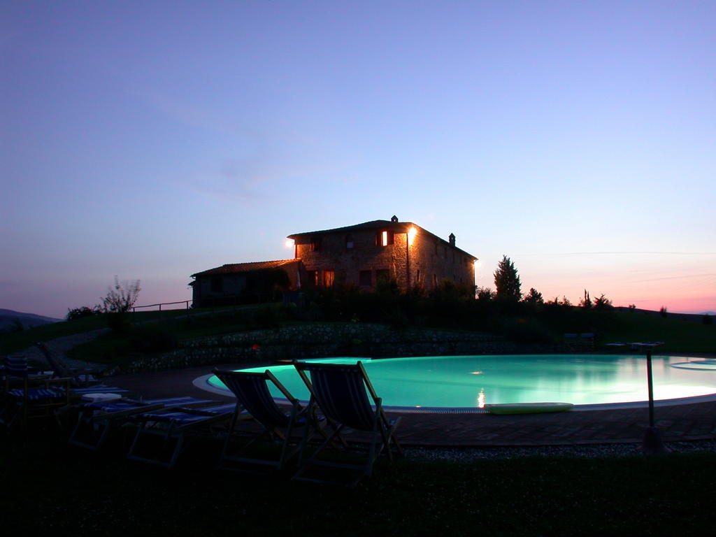 Agriturismo Fattoria Di Corsano 科尔萨诺 外观 照片
